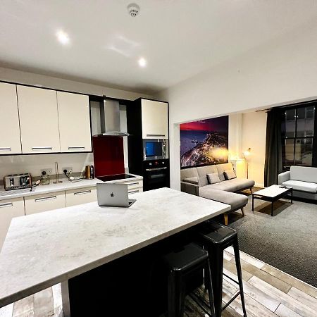 The Pier Suite Serviced Apartment Blackpool Exteriör bild